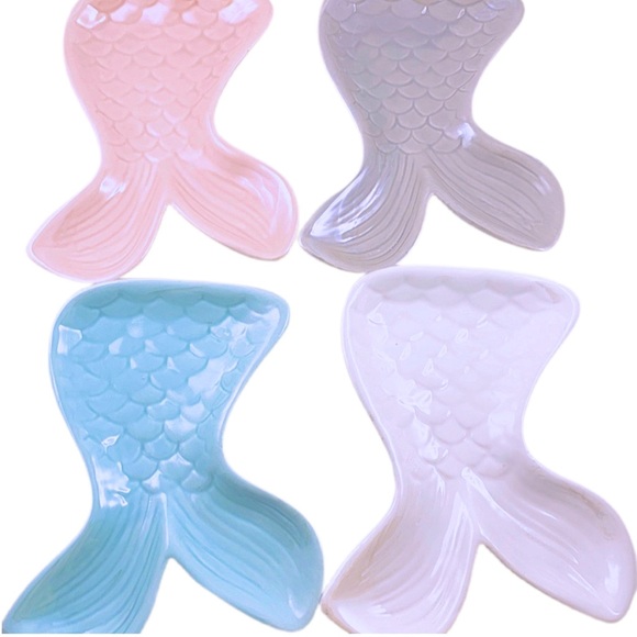 Pearlized Ceramic Mermaid Tail Decor Dish - Picture 4 of 6